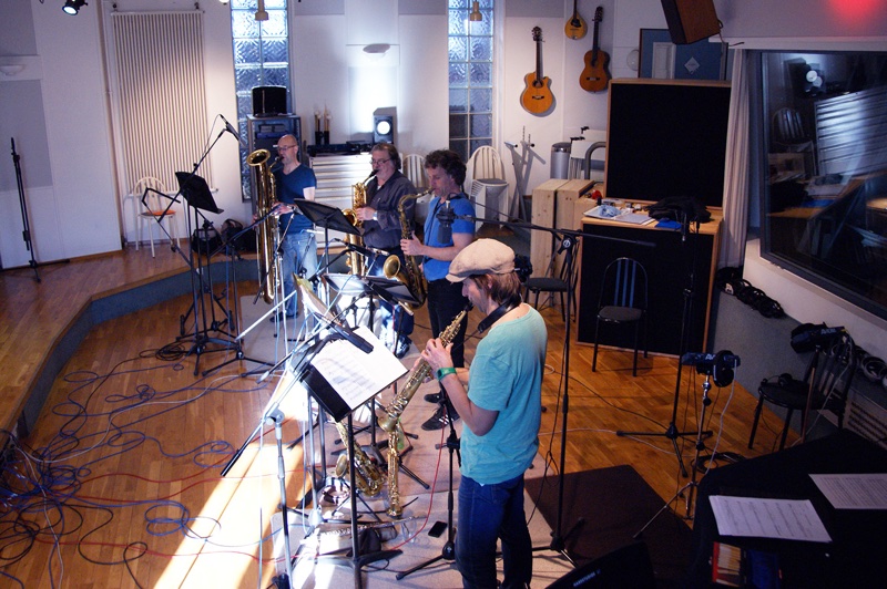  ©2014 by Hardstudios 